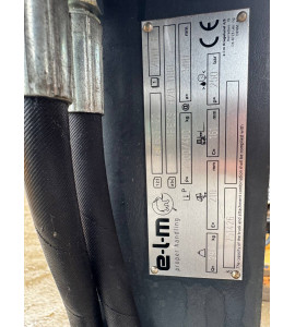 Позиціонер з рухомими вилами до навантажувача