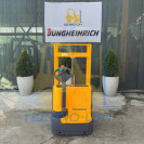 Штабелер електричний JUNGHEINRICH EJC 110, с.н. 90454180, мачта 2500 ZT мм, в.п. 1000 кг., 2014 р.