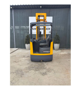 Річтрак електричний JUNGHEINRICH ETV 214, с.н. 91062891, мачта 7100 DZ мм, в.п. 1400 кг, 2010 р.в. 