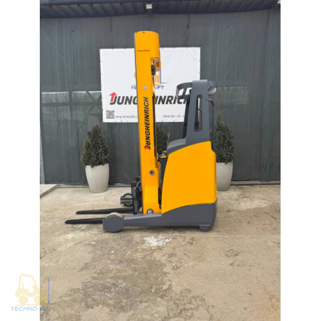 Річтрак електричний JUNGHEINRICH ETV 214, с.н. 91062891, мачта 7100 DZ мм, в.п. 1400 кг, 2010 р.в. 