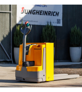 Електричний візок JUNGHEINRICH EJE C20. с.н.98124413. в.п. 2000. р.в. 2015 р.в.