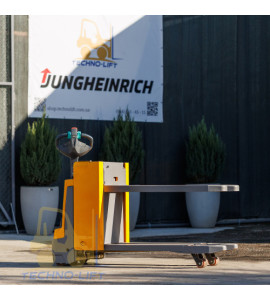 Електричний візок JUNGHEINRICH EJE C20. с.н.98124413. в.п. 2000. р.в. 2015 р.в.