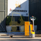 Електричний візок JUNGHEINRICH EJE C20. с.н.98124413. в.п. 2000. р.в. 2015 р.в.