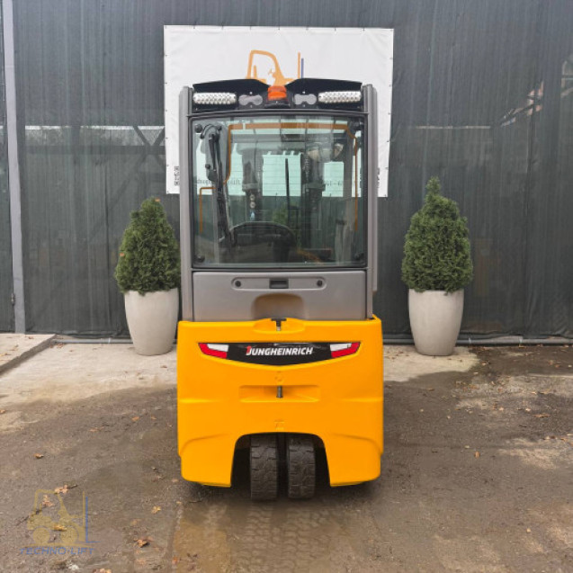 Навантажувач електричний JUNGHEINRICH EFG 216k с.н. FN526460, мачта 4400 DZ мм, в.п.1600 кг, 2016 р.в.