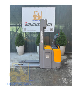 Штабелер електричний JUNGHEINRICH ERC 214z, с.н. 90499887, мачта 4690 DZ мм., в.п. 1400 кг, 2016 р.в