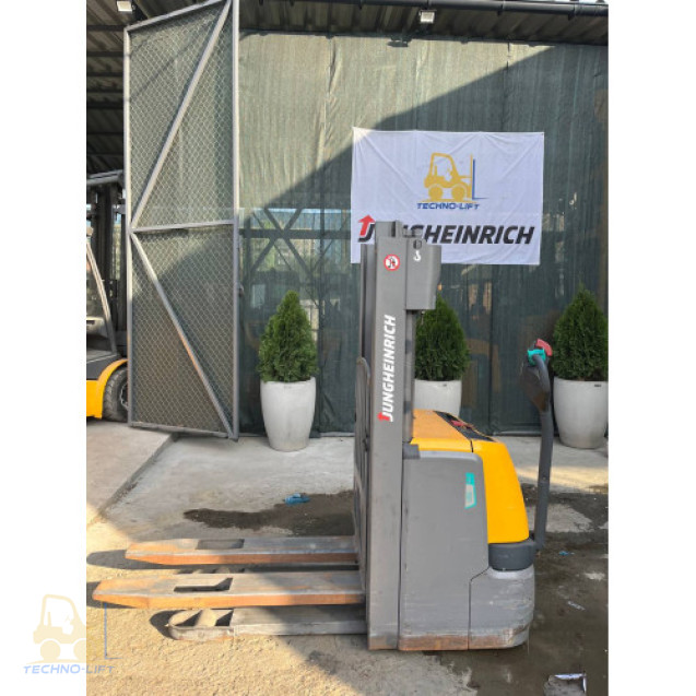 Штабелер електричний JUNGHEINRICH EJC 214, с.н. 90586938, мачта 3600 ZT мм, в.п. 1400 кг., 2019 р 